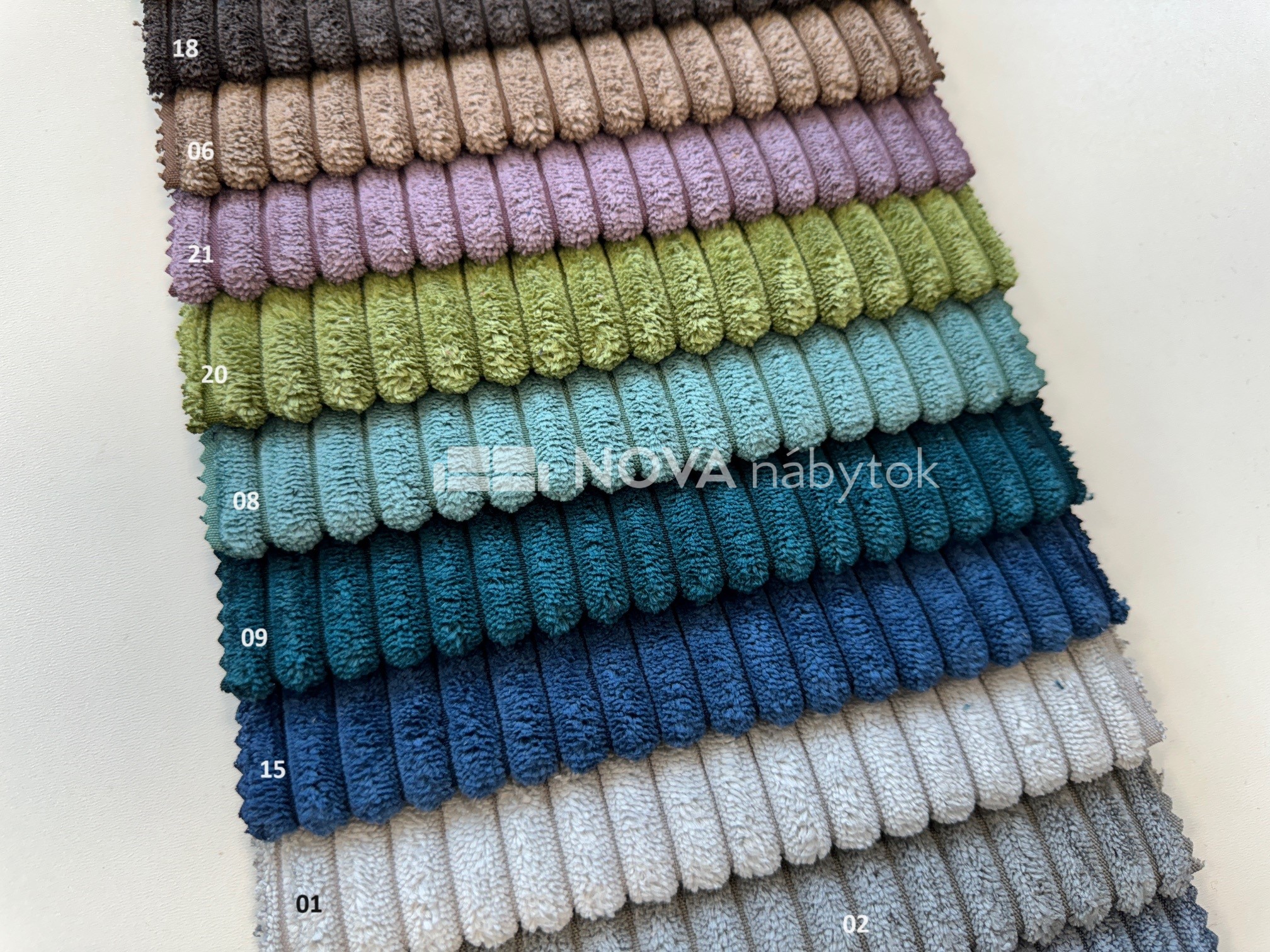 Anafi (3) potahova latka NOVA nabytok